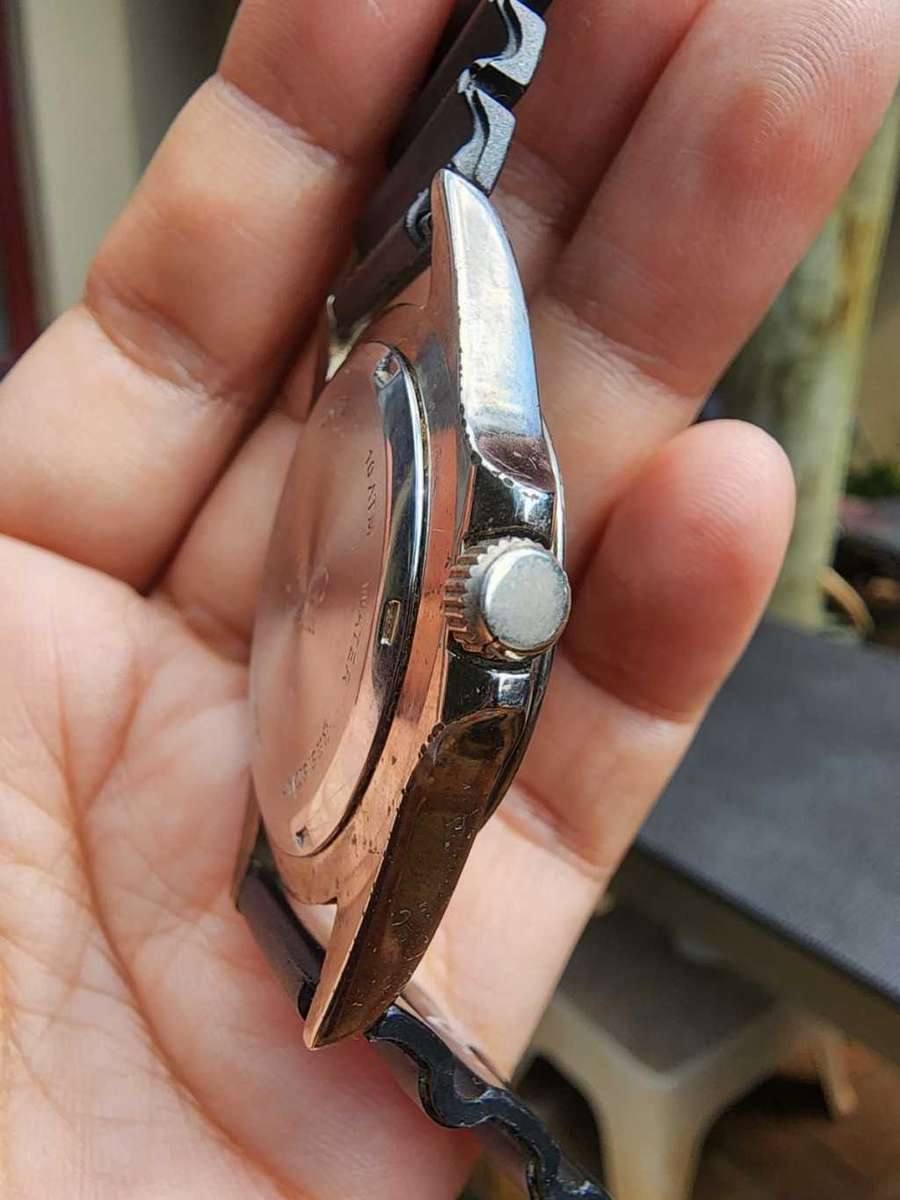 Lanco Quartz 10ATM Divers Wristwatch with Awesome Luminescent Hands and Markers Needs Battery