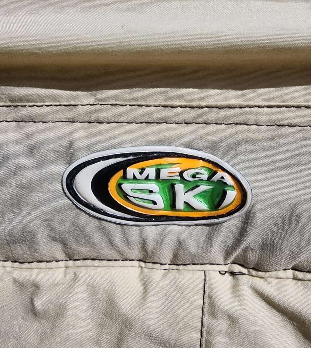 As New! Beige and Black Insulated Size M Ski Pants with Inner Boot Gaitors to Keep Snow Out