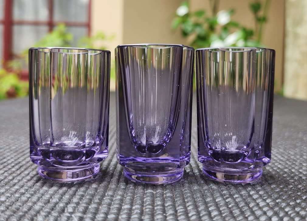 THREE VIOLET ALEXANDRITE SHOT GLASSES