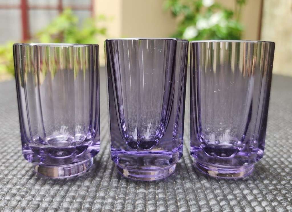 THREE VIOLET ALEXANDRITE SHOT GLASSES