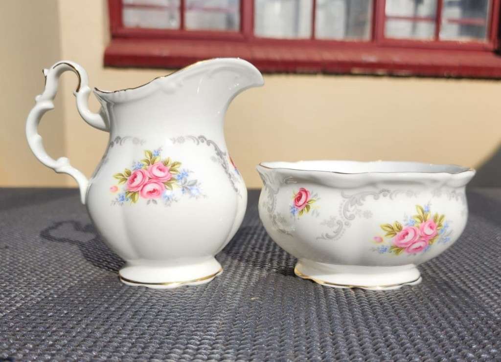 Royal Albert 1969-1980 Beautiful Tranquility Pattern Sugar Pot and Milk Creamer