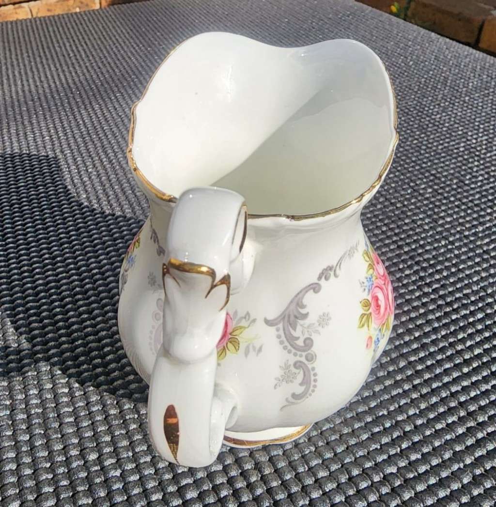 Royal Albert 1969-1980 Beautiful Tranquility Pattern Sugar Pot and Milk Creamer