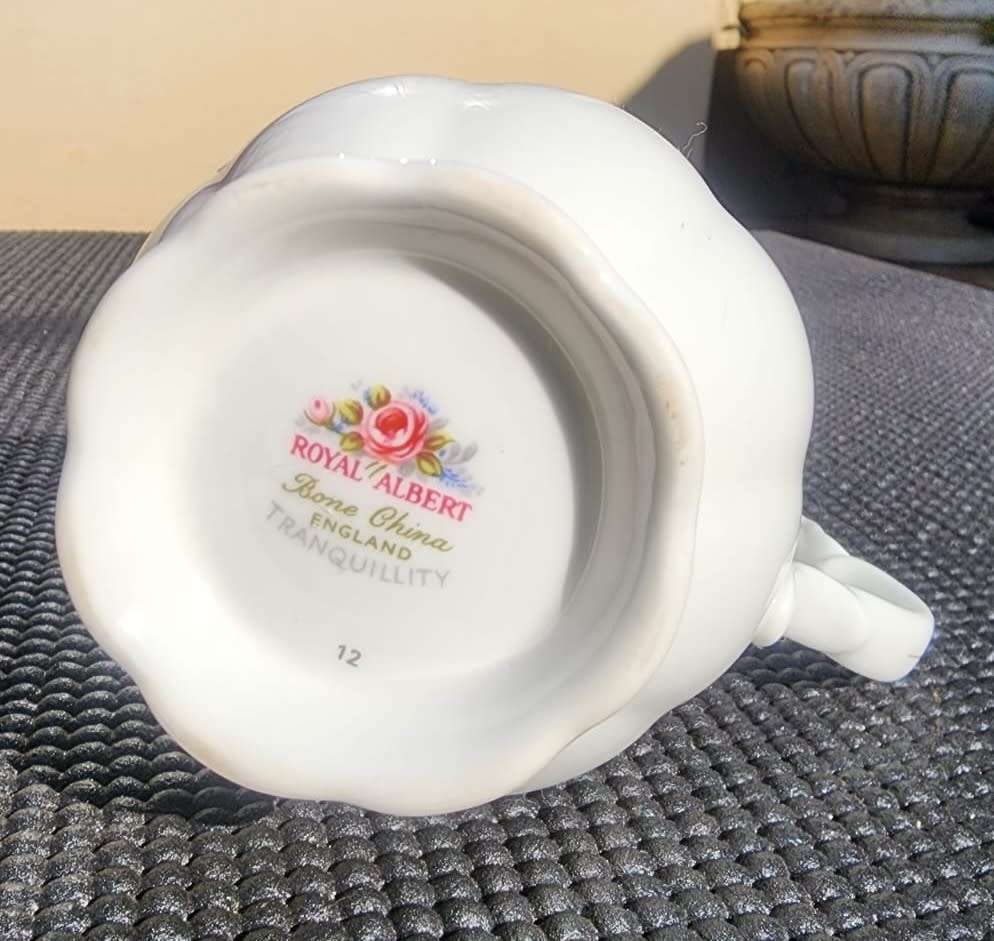 Royal Albert 1969-1980 Beautiful Tranquility Pattern Sugar Pot and Milk Creamer
