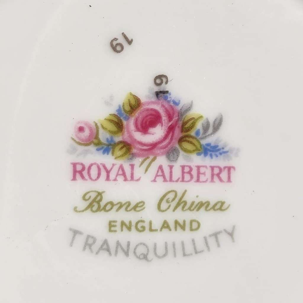 Royal Albert 1969-1980 Beautiful Tranquility Pattern Sugar Pot and Milk Creamer