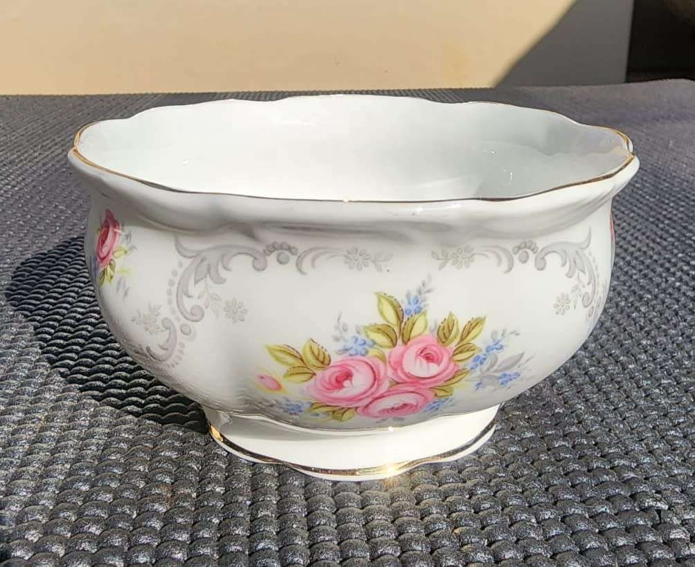 Royal Albert 1969-1980 Beautiful Tranquility Pattern Sugar Pot and Milk Creamer