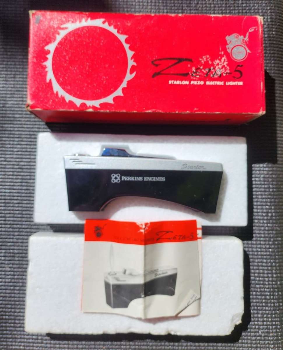 Vintage 1960s Zeta-5 Electric Table Gas Lighter in box with pamphlet  works but needs refueling