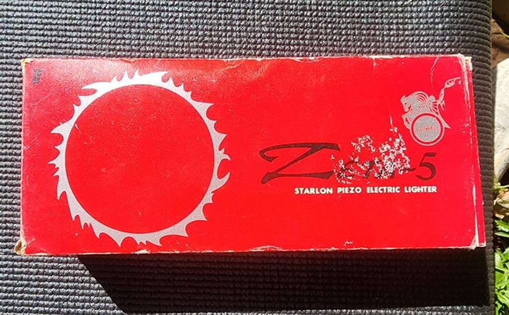 Vintage 1960s Zeta-5 Electric Table Gas Lighter in box with pamphlet  works but needs refueling