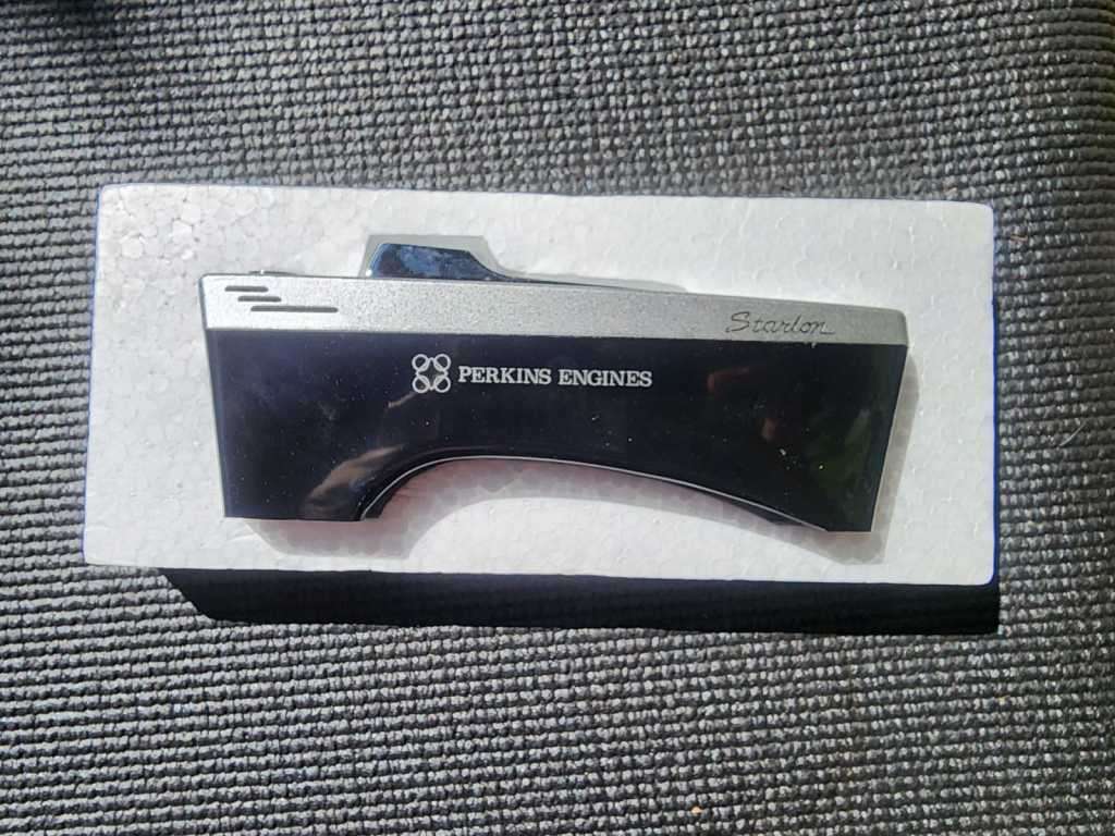 Vintage 1960s Zeta-5 Electric Table Gas Lighter in box with pamphlet  works but needs refueling