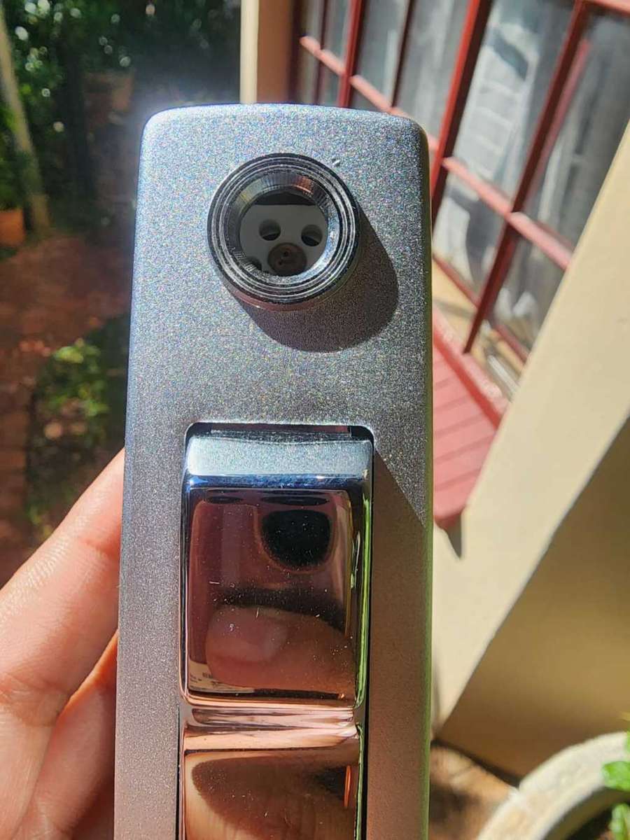 Vintage 1960s Zeta-5 Electric Table Gas Lighter in box with pamphlet  works but needs refueling