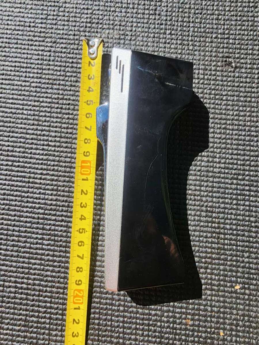 Vintage 1960s Zeta-5 Electric Table Gas Lighter in box with pamphlet  works but needs refueling