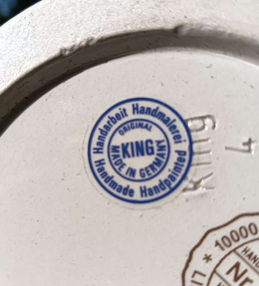 King Germany Limited Edition Black Deutchland 0.5L Beer Stein with Pewter Eagle Badge and 24K Gold A