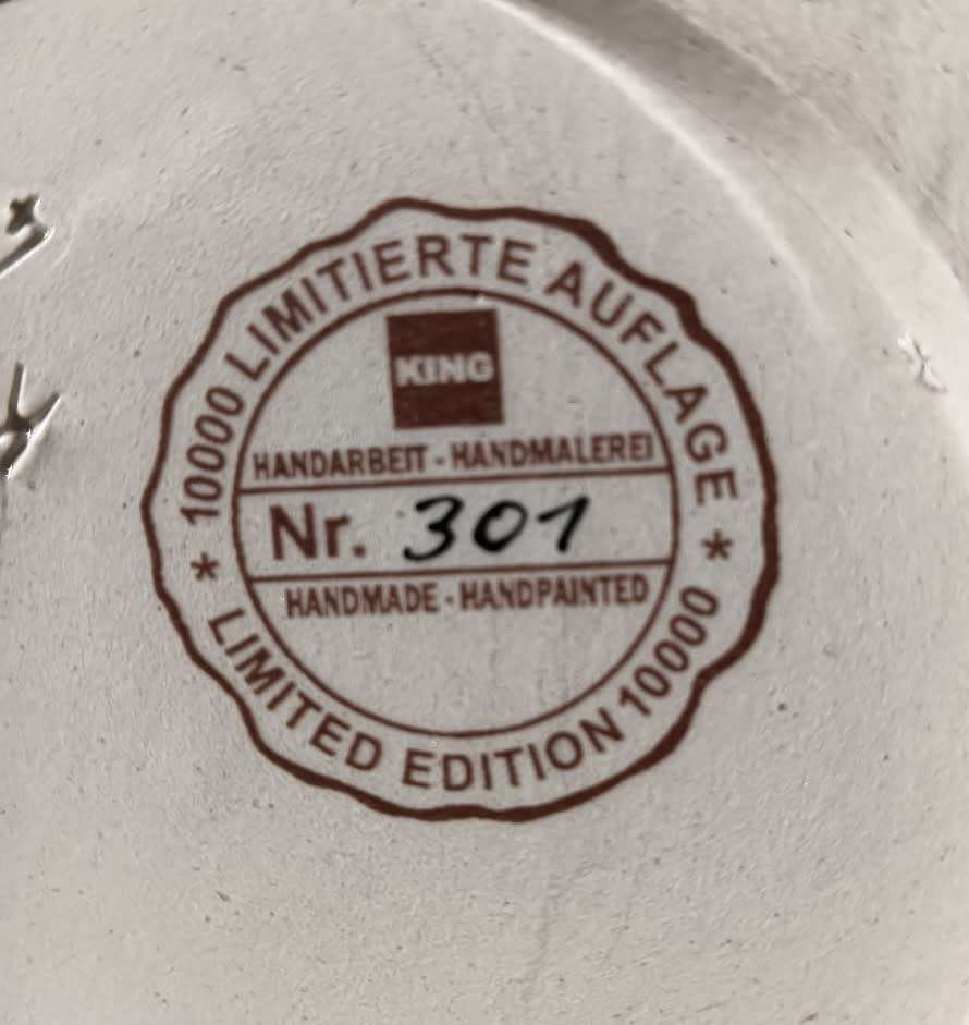 King Germany Limited Edition Black Deutchland 0.5L Beer Stein with Pewter Eagle Badge and 24K Gold A