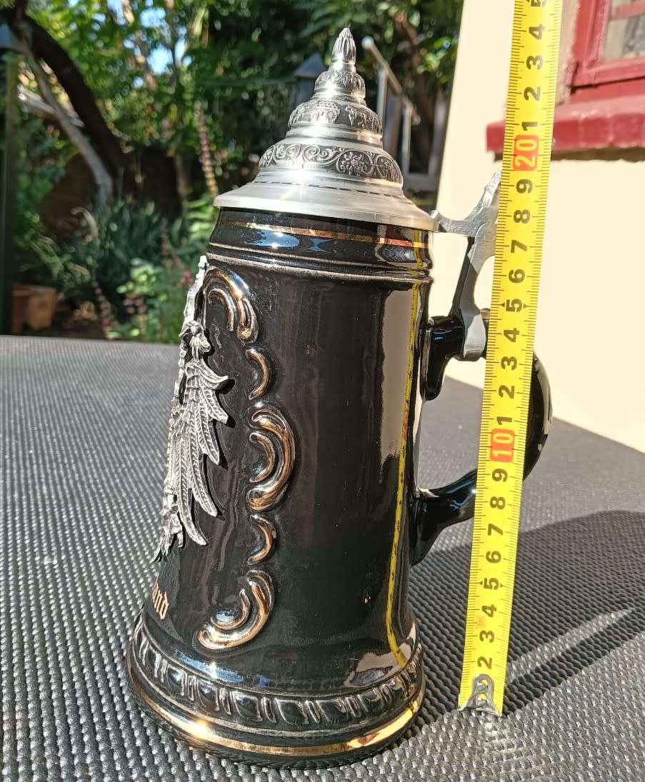 King Germany Limited Edition Black Deutchland 0.5L Beer Stein with Pewter Eagle Badge and 24K Gold A