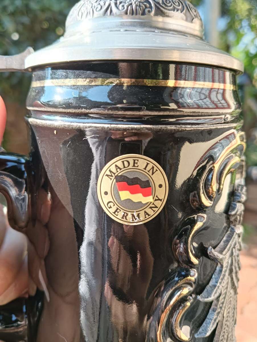 King Germany Limited Edition Black Deutchland 0.5L Beer Stein with Pewter Eagle Badge and 24K Gold A