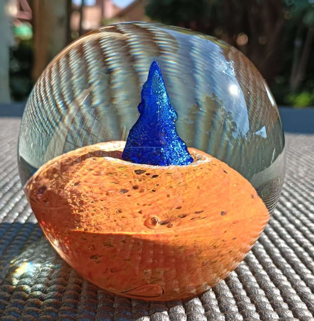 Fascinating Desert Island Glass Paperweight