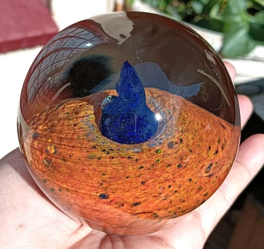 Fascinating Desert Island Glass Paperweight