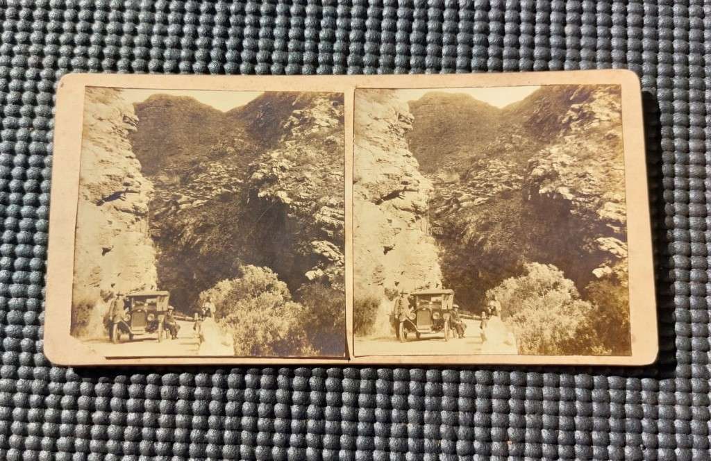 Carte de Visite 76 Old Photos from 1930s in an Old Cutlery Box