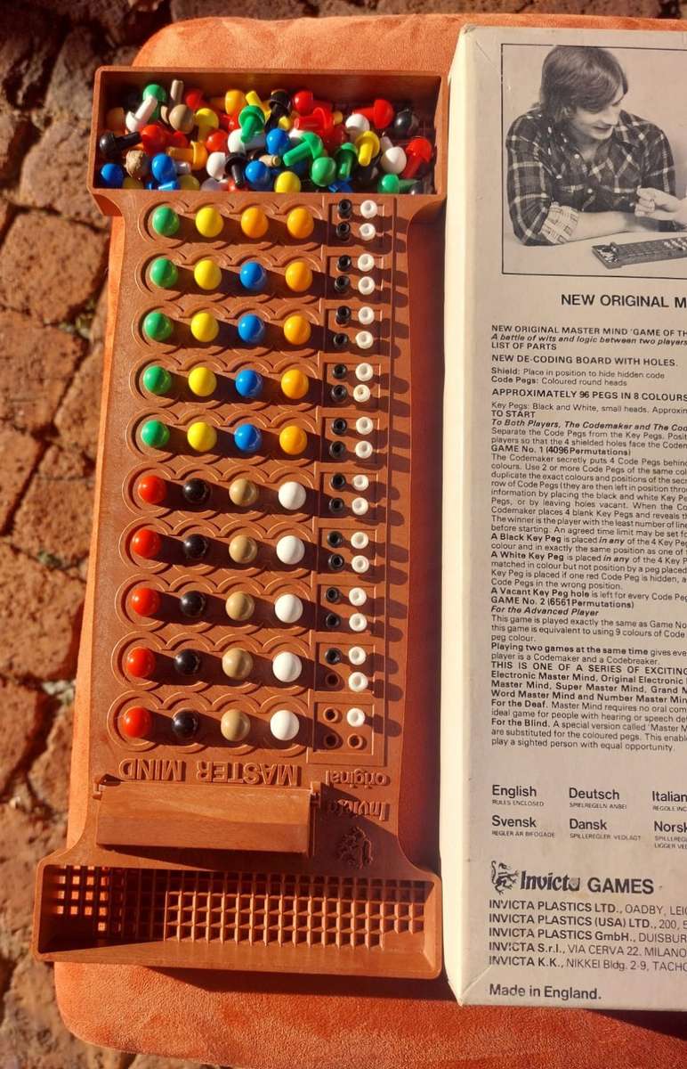 Break the Code Vintage 1972 Master Mind Invicta Strategy Board Game