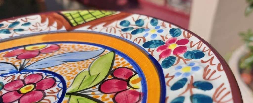 Colourful Pintado A Mano (Hand Painted) Espana (Spain) Majolica Display Plate with Artist Signature