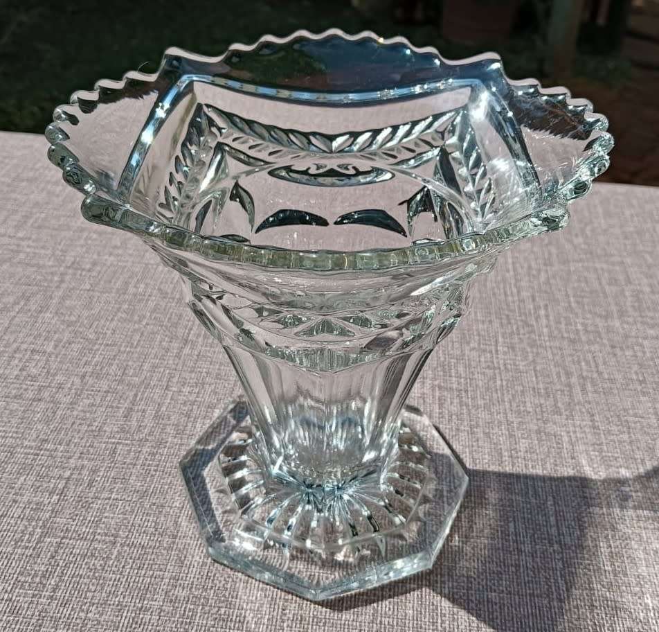 Superb Ringing and Singing Czech Chrystal Trumpet Vase with Hexagonal Base