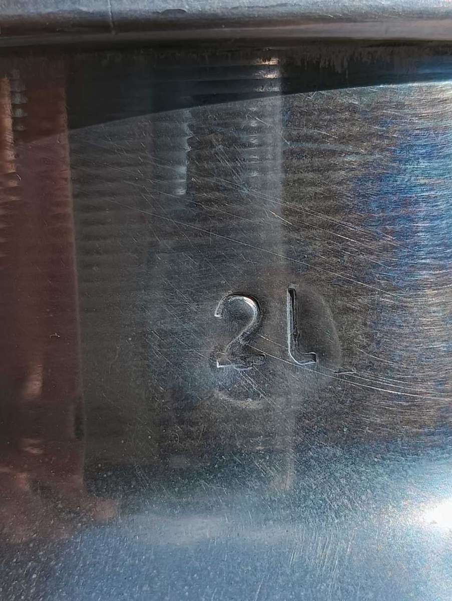 Vintage Aluminium 2L Milk Can with Lid and Handle  As New Never Used