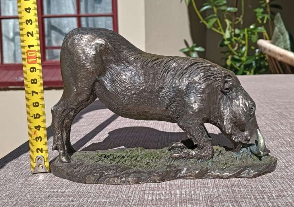 Kneeling Cold Cast Bronze African Warthog Sculpture 19cm Long by Zawadi Knysna South Africa