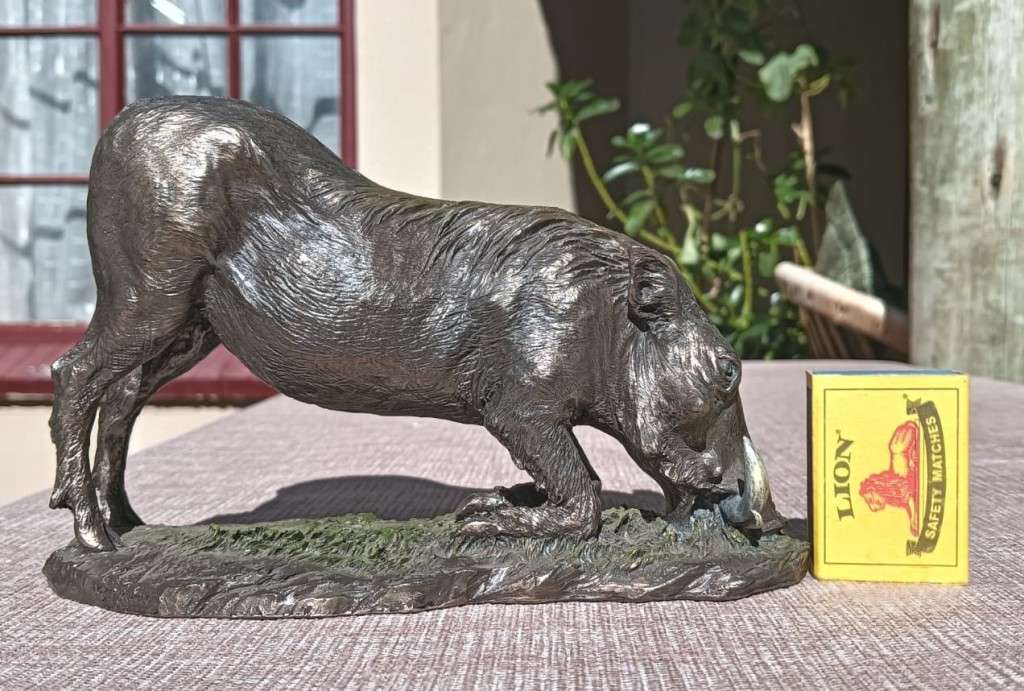 Kneeling Cold Cast Bronze African Warthog Sculpture 19cm Long by Zawadi Knysna South Africa