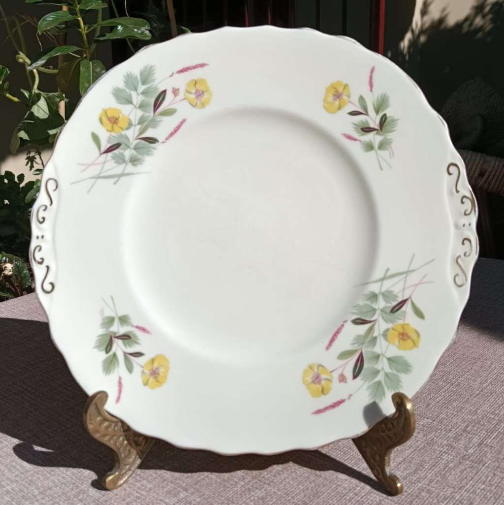 COLCLOUGH CHINA 1960S SERVING PLATE WITH INTERESTING YELLOW FLOWER DESIGN