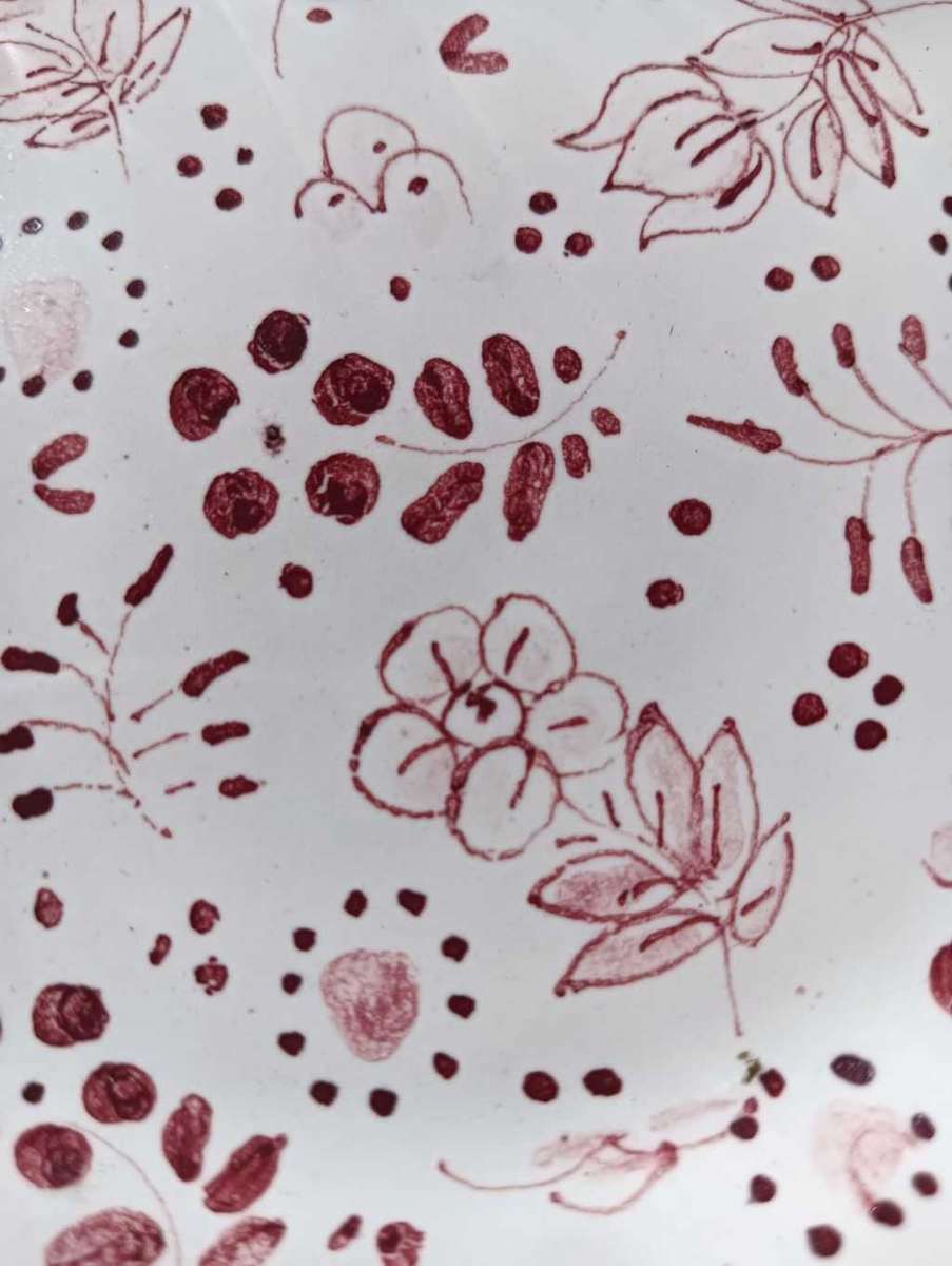 Striking Hand Crafted Maroon Floral Display Plate with Flower Shaped Scalloped Rim