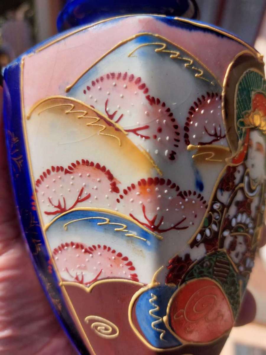 Vintage Japanese Moriage (Raised Enamel) Goddess Kannon Hexagonal (6-Sided) Shaped Vase