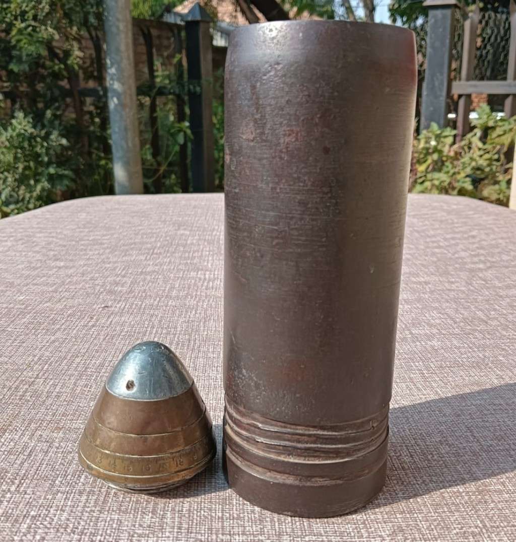 WW1 British Vickers 13 Pounder 1905 Shrapnel Projectile with Vickers No 80 Fuze Date Filled 1918