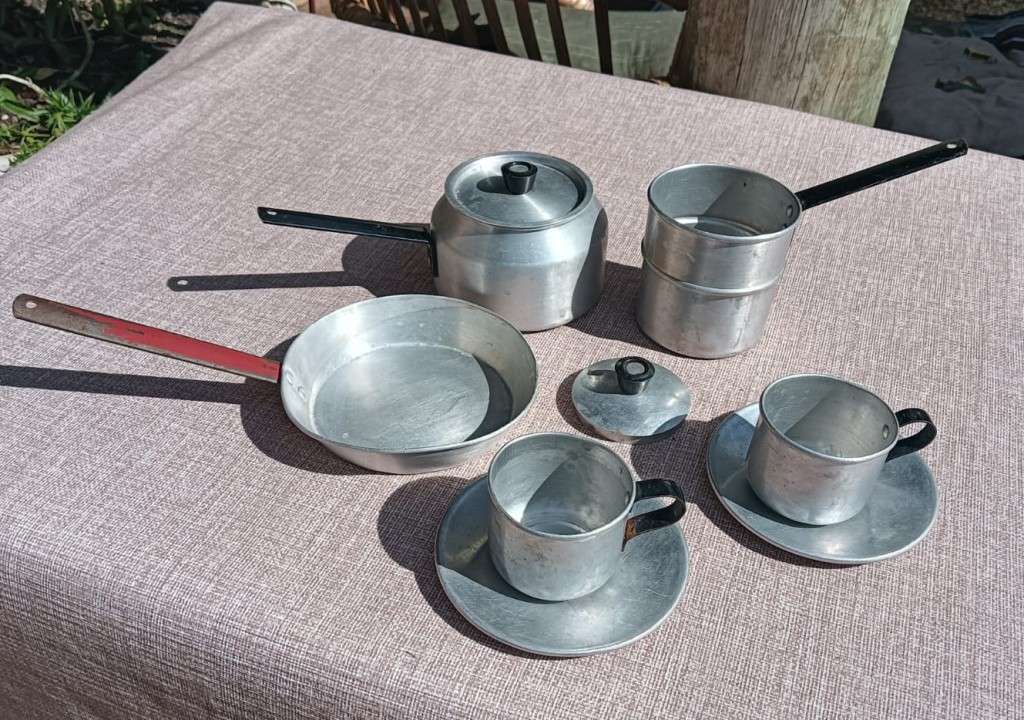 Vintage Kids Aluminium Cooking Set
