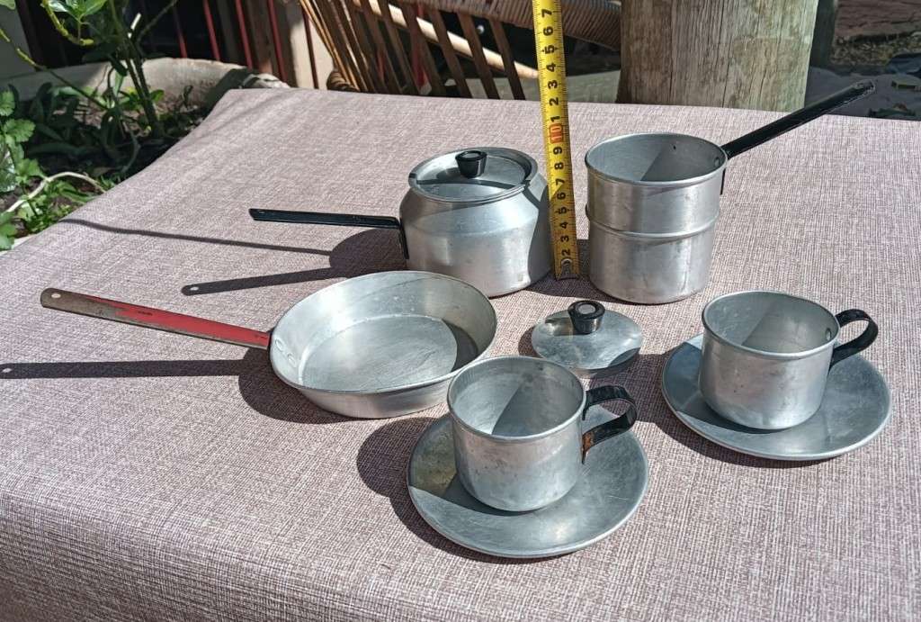 Vintage Kids Aluminium Cooking Set