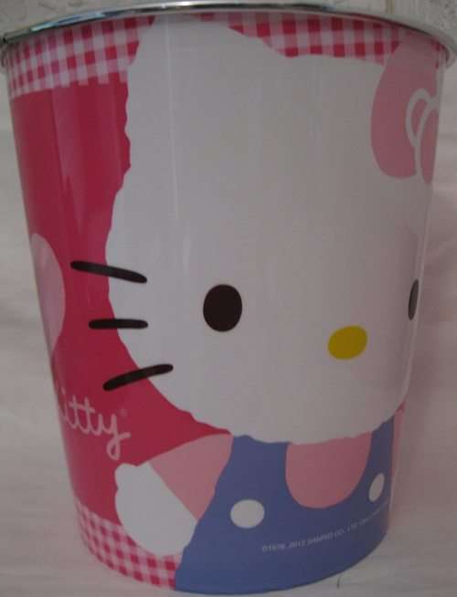 Hello Kitty Waste Bin