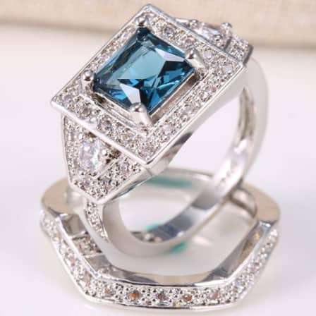 Blue Crystal Ring Set