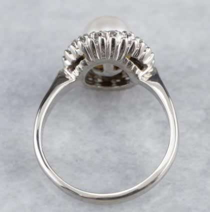 Beautiful Pearl Ring