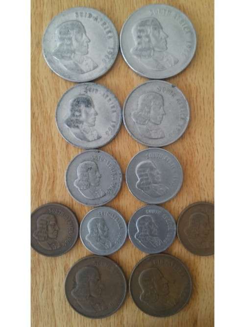 (1966 J v Riebeeck, bronze and nickel coins.)