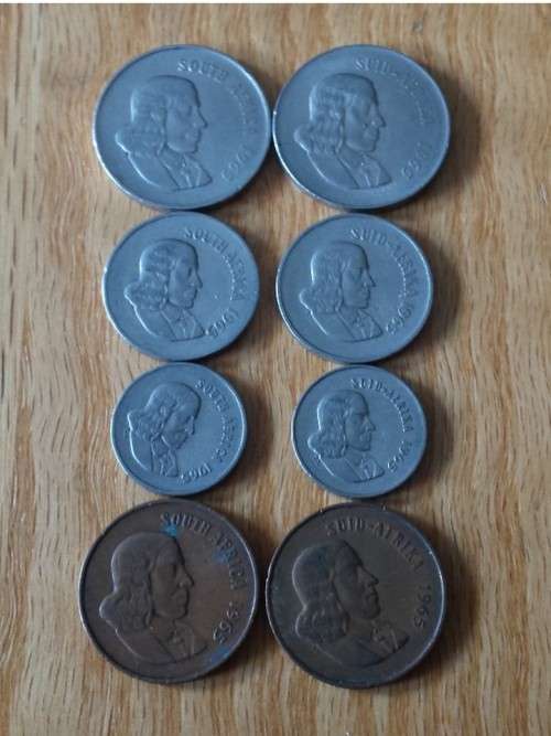 SA - 37 (1965 J v Riebeeck, bronze and nickel coins.)