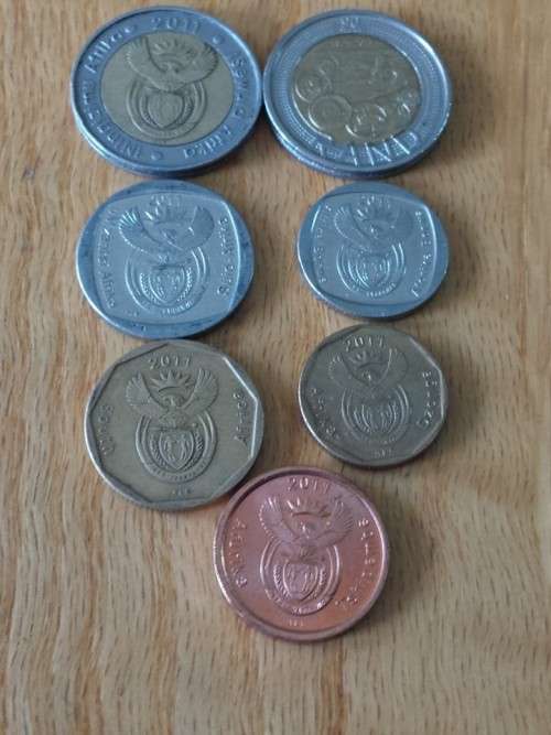 (2011 Coat of Arms.5c.10c..50c.R1.R2.R5X2) R50