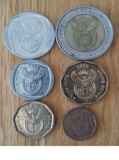 (2016 Coat of Arms.10C.20C.50C.R1.R2.R5 ) R25