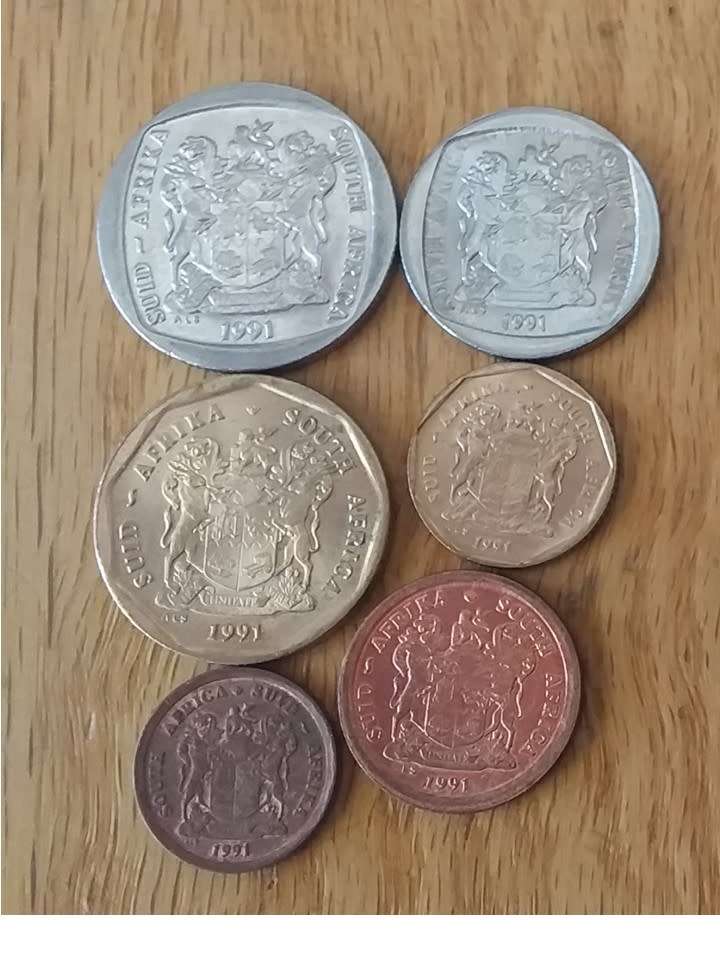 (1991 Coat of Arms, bronze, nickel, copper plated steel coins. 1c.2c.10c.50c.R1.R2) R30