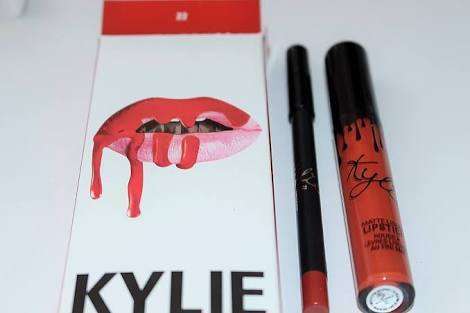 Kylie Lip Kit 22