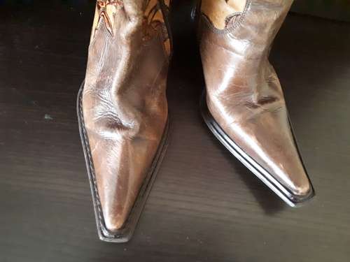 Cowboy  Leather boots size 3.5 (36 Euro size)