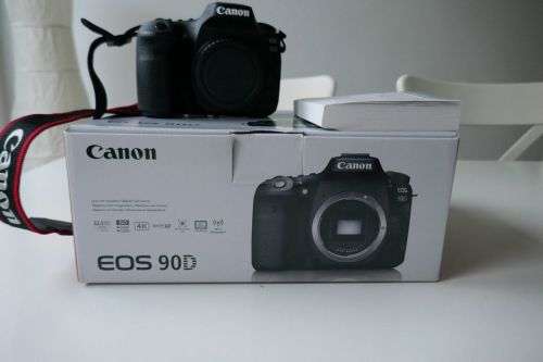Canon 90D