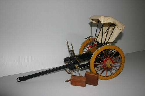 Handgemaakte Perdekar / Handmade Horse Carriage (Model 6)
