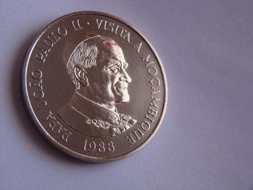 The Pope visit to Mocambique 1988 1000 Meticais UNC Proof like