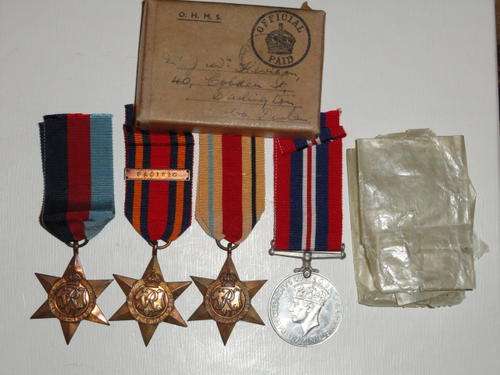 Royal Navy group to Lt J Hewison, Full size