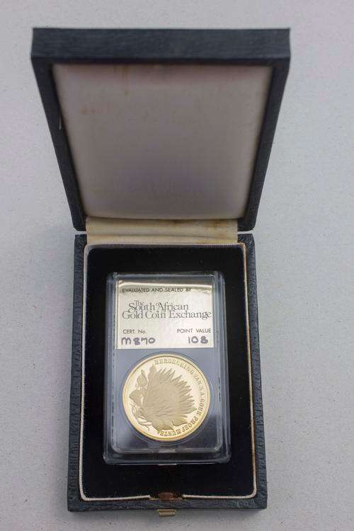 1 OZ GOLD : Commemorating Proof SA Gold Coins 1952-1977 (SAGCE graded)
