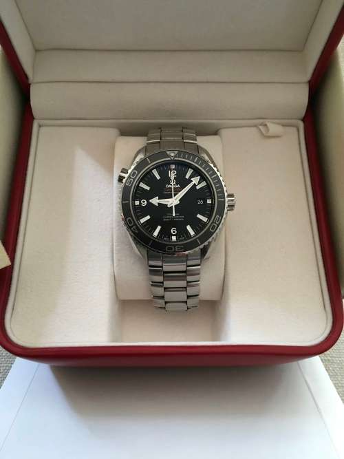 Omega  Seamaster Planet Ocean 600 M Co-axial