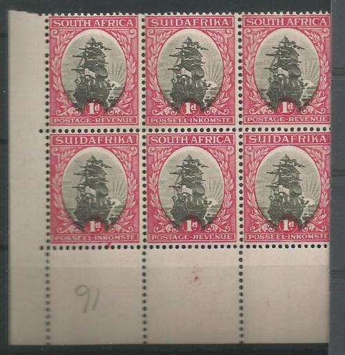Union - SACC 43a - Variety- inverted watermark and black center shifted down - **mint